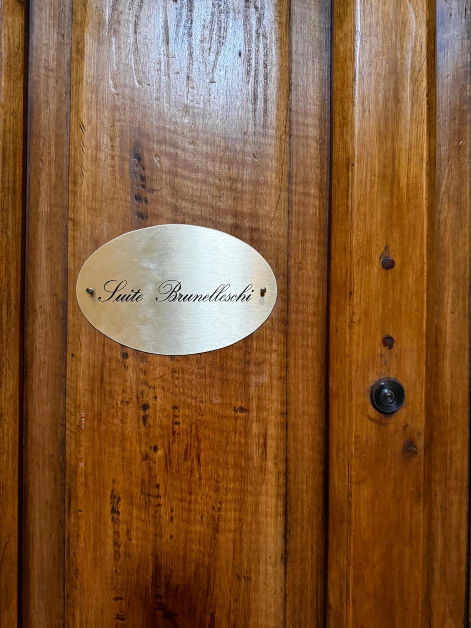 Suite Brunelleschi Florence - 14Th Century Suite Just 120 Steps From Cathedral - Intero Appartamento מראה חיצוני תמונה