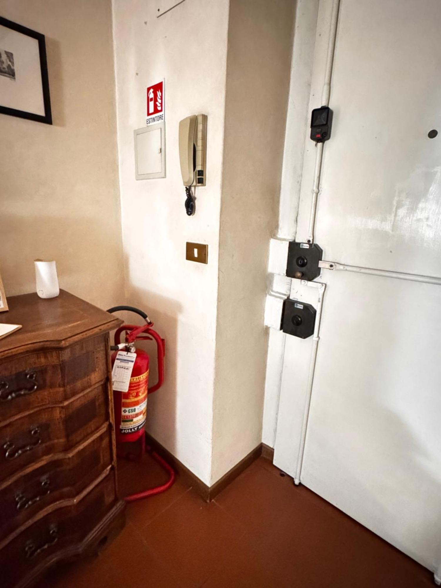 Suite Brunelleschi Florence - 14Th Century Suite Just 120 Steps From Cathedral - Intero Appartamento מראה חיצוני תמונה